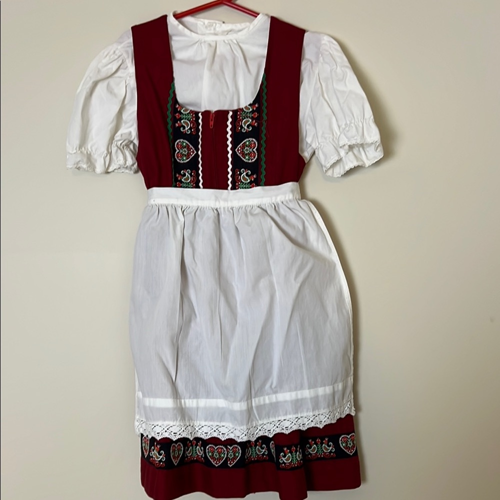 Girls Drindl folk costume Octoberfest  Embroidered 3 piece German dress